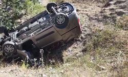 Sivas'ta Feci Kaza Minibüs Şarampole Uçtu, 6 Yaralı!