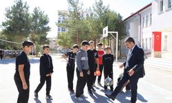 Sivas'ta Müdürden sürpriz ziyaret: Oyun, eğitim ve gelecek