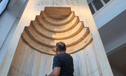 Sivas’ta geleneksel ahşap oyma ile zamanı aşan eser