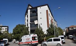 Apartmanı saran koku korkunç gerçeği ortaya çıkardı
