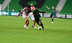 Sivasspor, Sakarya'da Zorlu Bir Maçta Bir Puanla Yetindi