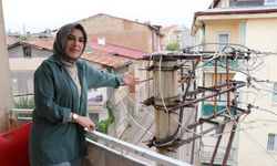 Sivas'ta elektrik direği can güvenliğini tehdit ediyor