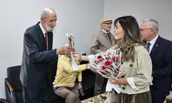 Sivas Valisi ve eşinden yılların canlı tanıklarına ziyaret