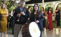 Sivaslı davul ve zurnacı baba-kız rüzgarı