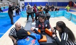 Sivas’ta Bilek Güreşinde Zirve Sahiplerini Buldu