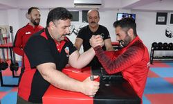 Sivas’tan Yalova’ya Uzanan Hedef: Bilek Güreşinde Zirve Yolu