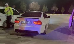 Lüks otomobil sürücüsüne ceza yağdı!