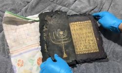 Türkiye'de 16 Sayfalık Deri Üzerine Altın İşlemeli Tılsımlı Kitap Yakalandı!