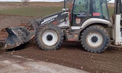 Sivas'ta kışın hasar verdiği noktalar onarılıyor