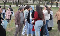 Sivas Cumhuriyet Üniversitesi’nde öğrencilerden temizlik