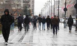 Sivas’ta Hava Tersine Dönüyor: Sağanak ve Kar Kapıda