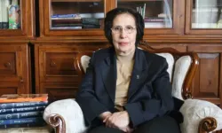 Sivas Cumhuriyet Üniversitesi Kütüphanesi'ne Müjgan Üçer Desteği