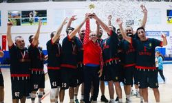 Sivas basketbolunda nefes kesen final