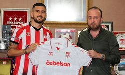 Sivasspor’da Beklenmeyen Ayrılık: Sezon Bitmeden Veda