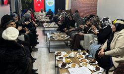 Sivas'ta Yıldızeliler Derneği'nde Kadın Siyasetçiler Buluştu