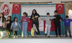 Çocuklar Sivas'ın Zara İlçesindeki Bu Festivale Akın Etti