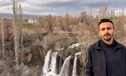 Sivas'ta Donan Şelale Çözüldü, Ortaya Kartpostallık Manzaralar Çıktı