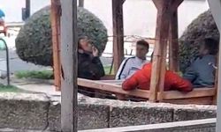 Çocuk Parkında Görülen Manzara Tepkilere Neden Oldu