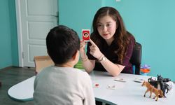 Kekemelik ve Dil Bozukluğu Yaşayan Çocuklar İçin Erken Müdahale Şart