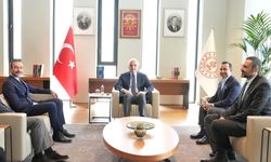 Bakan Ersoy İsrailli Bakanın hedef aldığı Sevindik ile görüştü