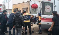 Sivas’ta boşanma aşamasındaki eşini bıçaklayıp eve kilitledi