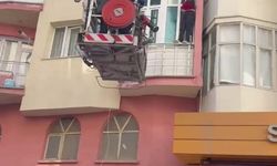 Polis ve İtfaiye Seferber Oldu: Sivas’ta Alkollü Kadın Krizi