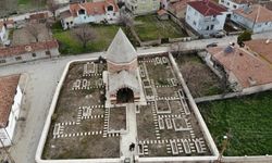 Sarı Taşların Ardındaki 5 Asırlık Vefa Hikayesi