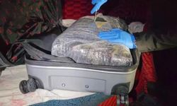 12 Kilogram Yasaklı Maddeyi Taşırken Sivas'ta böyle Yakalandı!
