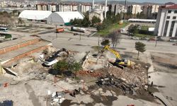 Sivas’ta eski terminal yıkılıyor, yerine ne gelecek?