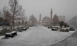 Meteoroloji Uyardı Sivas'ta Lapa Lapa Kar Yağışı Kapıda mı?