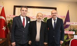 Sivas’ta Dikkat Çeken Devir Teslim: 22 Yıllık Dönem Sona Erdi