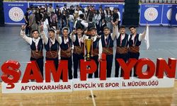 Sivas Halk Oyunlarında Türkiye Şampiyonu