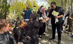 Sivas'ta Hıdırellez ve Anneler Günü Aynı Sofrada Buluştu
