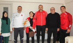 Sivaslı Şampiyonu Ziyaret Ettiler!