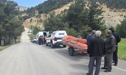 Sivas'ta feci trafik kazası! 1 kişi öldü ,Genç kız ise Kelkit Çayı’nda kayıp