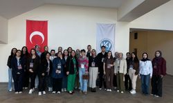 Sivas Cumhuriyet Üniversitesi, SHMYO Akademisyenleri Sempozyuma Katıldı