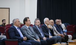 SCÜ’de Yapay Zekâ Destekli Sağlık Teknolojileri Tartışıldı