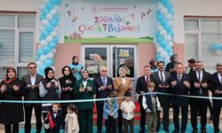 Türkiye'de ilk: Bakan Göktaş Gündüz Bakım Evi açtı