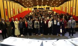 Sivas’ta Ebeler Günü Paneli Bir Milyon Daha Fazla Ebe