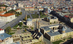 Medeniyetlerin İzlerini Taşıyan Şehir İşte Sivas’ın Asırlık Hikâyesi