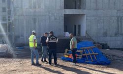 Sivas’ta İnşaatta Korkunç Düşüş: 60 Yaşındaki İşçi Ağır Yaralandı