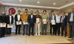 Sivas'ta yarıştılar, umre ödüllerini aldılar