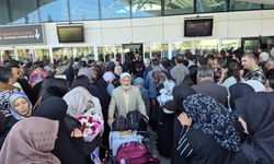 Sivaslı hacılar yurda döndü