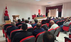 Ulaş Kaymakamı Eskimez, muhtarlarla bir araya geldi