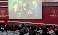 Hafik'te Gezen Sinema Tırı vatandaşlarla buluştu