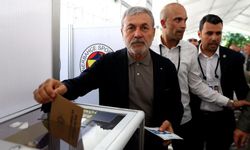 Aykut Kocaman Fenerbahçe'deki kutuplaşmaya tepki gösterdi