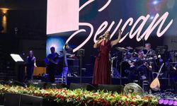 Sivaslılar gecesinde Sevcan Orhan rüzgarı esti