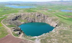 Sivas Kızılçan Gölü yağışlarla yeniden dolarak turkuaz rengine kavuştu