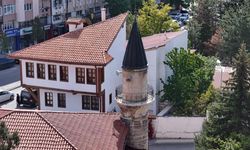 Sivas'ta bu cami adını mahalleye verdi