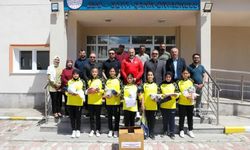 Sivas’ta okullara spor için malzeme desteği